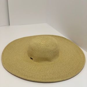Nine West — Floppy Sun Hat